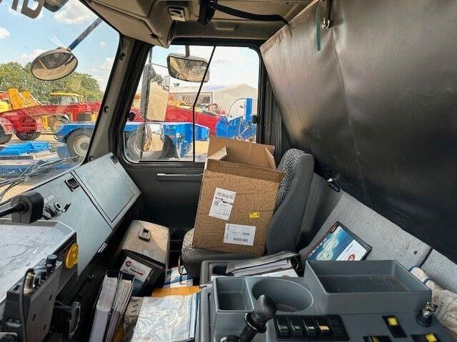 Grove GMK6300 KRAN 300/330 Tonnen - Torenkraan: afbeelding 5 Grove GMK6300 KRAN 300/330 Tonnen - Torenkraan: afbeelding 5