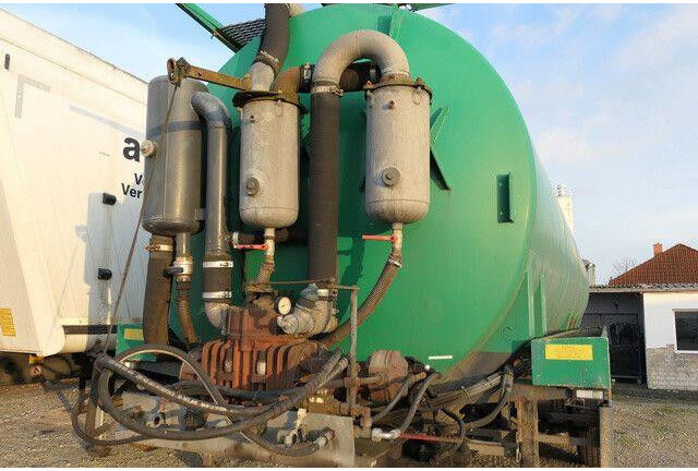 LINDNER & Fischer TSA 27 VA, Gülle, Vakuum,27m³ - Vacuümwagen: afbeelding 2 LINDNER & Fischer TSA 27 VA, Gülle, Vakuum,27m³ - Vacuümwagen: afbeelding 2
