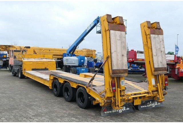 Langendorf SATH 30/34, Hydr. Rampen, Gelenkt, Tiefbett - Dieplader oplegger: afbeelding 4 Langendorf SATH 30/34, Hydr. Rampen, Gelenkt, Tiefbett - Dieplader oplegger: afbeelding 4