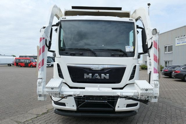 MAN 26.320 TGS BL 6x2, Überkopflader/Frontlader, AC MAN 26.320 TGS BL 6x2, Überkopflader/Frontlader, AC - Vuilniswagen: afbeelding 2 MAN 26.320 TGS BL 6x2, Überkopflader/Frontlader, AC MAN 26.320 TGS BL 6x2, Überkopflader/Frontlader, AC - Vuilniswagen: afbeelding 2