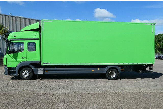 Mercedes-Benz 1023 L Atego 4x2, Schlafkabine, AHK, LBW, Möbel - Bakwagen: afbeelding 2 Mercedes-Benz 1023 L Atego 4x2, Schlafkabine, AHK, LBW, Möbel - Bakwagen: afbeelding 2
