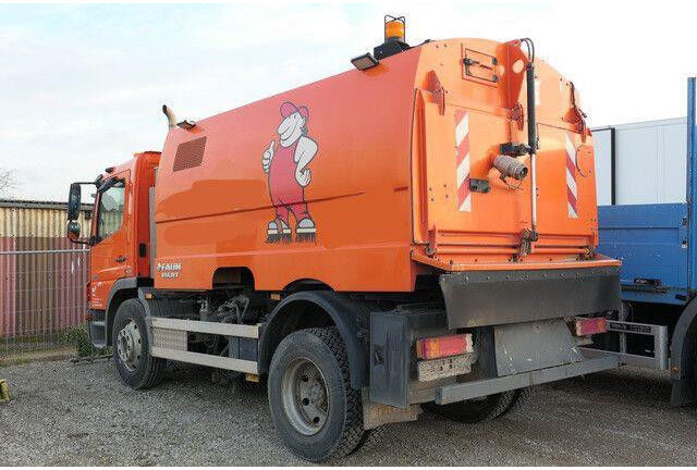 Mercedes-Benz 1323 L Atego 4x2, Faun Vaajet 6 R, Wassertank - Veegwagen: afbeelding 4 Mercedes-Benz 1323 L Atego 4x2, Faun Vaajet 6 R, Wassertank - Veegwagen: afbeelding 4