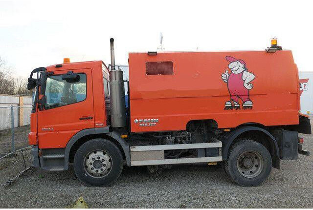 Mercedes-Benz 1323 L Atego 4x2, Faun Vaajet 6 R, Wassertank - Veegwagen: afbeelding 2 Mercedes-Benz 1323 L Atego 4x2, Faun Vaajet 6 R, Wassertank - Veegwagen: afbeelding 2