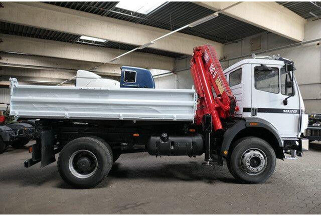 Mercedes-Benz 1820 AK 4x4, HMF 1003 K2, Allrad, AHK, Blattfed. - Kipper vrachtwagen: afbeelding 2 Mercedes-Benz 1820 AK 4x4, HMF 1003 K2, Allrad, AHK, Blattfed. - Kipper vrachtwagen: afbeelding 2