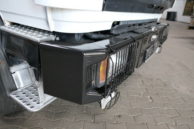 Mercedes-Benz 1820 AK 4x4, HMF 1003 K2, Allrad, AHK, Blattfed. - Kipper vrachtwagen, Kraanwagen: afbeelding 4 Mercedes-Benz 1820 AK 4x4, HMF 1003 K2, Allrad, AHK, Blattfed. - Kipper vrachtwagen, Kraanwagen: afbeelding 4