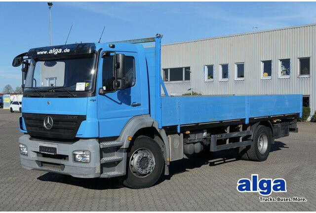 Mercedes-Benz 1824 L Axor 4x2, 3. Sitz, AHK, Gerüstbau, Klima - Vrachtwagen met open laadbak: afbeelding 1 Mercedes-Benz 1824 L Axor 4x2, 3. Sitz, AHK, Gerüstbau, Klima - Vrachtwagen met open laadbak: afbeelding 1
