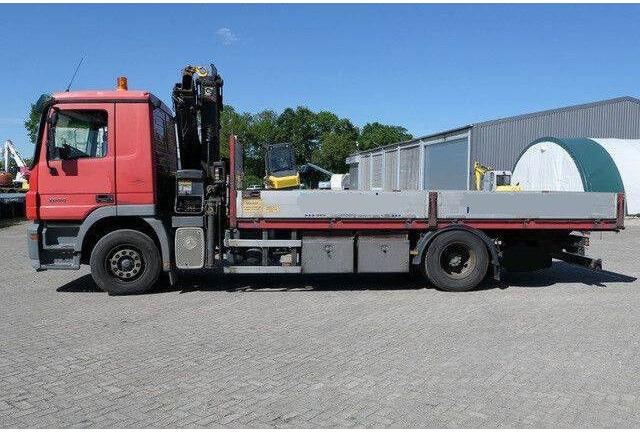 Mercedes-Benz 1844 L Actros 4x2, Hiab 144E-3, Funk, Voll-Luft - Vrachtwagen met open laadbak: afbeelding 2 Mercedes-Benz 1844 L Actros 4x2, Hiab 144E-3, Funk, Voll-Luft - Vrachtwagen met open laadbak: afbeelding 2
