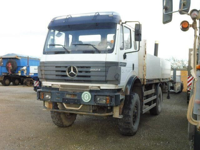 Mercedes-Benz 2024 AK 4x4, Allrad, Einzelbereifung, AHK, - Vrachtwagen met open laadbak: afbeelding 2 Mercedes-Benz 2024 AK 4x4, Allrad, Einzelbereifung, AHK, - Vrachtwagen met open laadbak: afbeelding 2