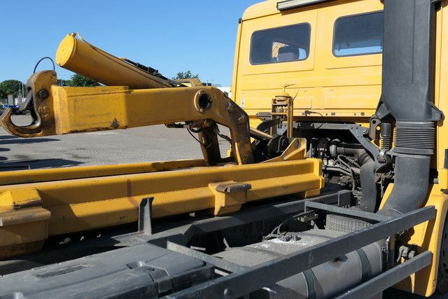Mercedes-Benz 2543 Actros 6x2, MP1, 3 Pedale, Schalter - Haakarmsysteem vrachtwagen: afbeelding 3 Mercedes-Benz 2543 Actros 6x2, MP1, 3 Pedale, Schalter - Haakarmsysteem vrachtwagen: afbeelding 3
