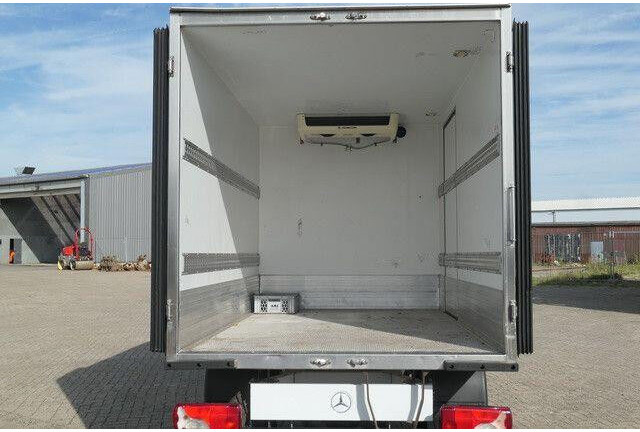 Mercedes-Benz 516 CDI Sprinter 4x2, Thermo King, Kiesling - Koelwagen vrachtwagen: afbeelding 5 Mercedes-Benz 516 CDI Sprinter 4x2, Thermo King, Kiesling - Koelwagen vrachtwagen: afbeelding 5