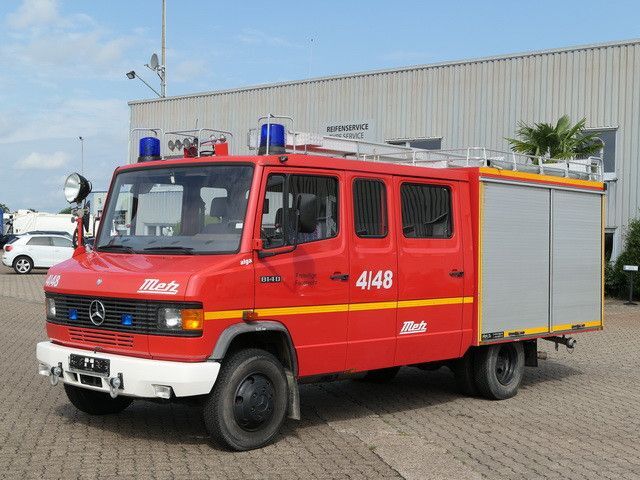 Mercedes-Benz 814 D/Feuerwehr/Metz/Wassertank/Pumpe - Brandweerwagen: afbeelding 4 Mercedes-Benz 814 D/Feuerwehr/Metz/Wassertank/Pumpe - Brandweerwagen: afbeelding 4