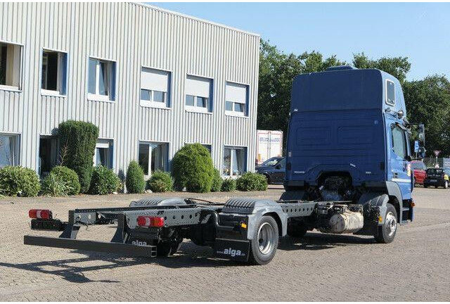 Mercedes-Benz 918 L Atego 4x2, Nebenantrieb, Standklima - Chassis vrachtwagen: afbeelding 3 Mercedes-Benz 918 L Atego 4x2, Nebenantrieb, Standklima - Chassis vrachtwagen: afbeelding 3