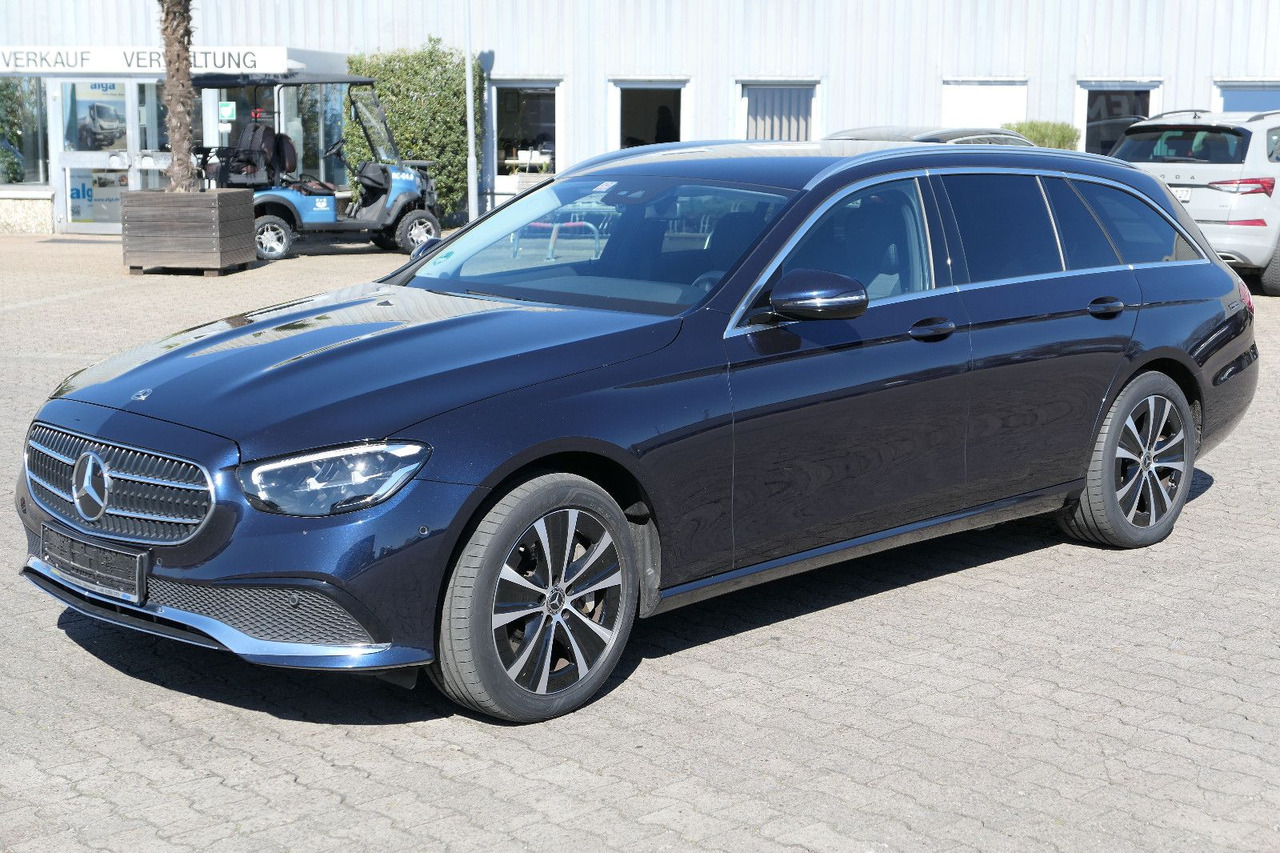 Mercedes-Benz E 300 de 4Matic/AHK/Klima - Personenwagen: afbeelding 1 Mercedes-Benz E 300 de 4Matic/AHK/Klima - Personenwagen: afbeelding 1