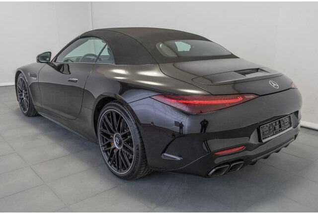 Mercedes-Benz SL-Klasse 63 AMG Roadster/Performance+/4Matic/Carbon - Personenwagen: afbeelding 4 Mercedes-Benz SL-Klasse 63 AMG Roadster/Performance+/4Matic/Carbon - Personenwagen: afbeelding 4