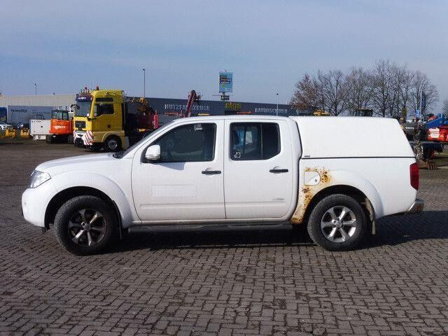 Nissan Navara 2.5 Tdi 4x4, DOKA, Pickup, Klima, AHK - Bestelwagen open laadbak: afbeelding 2 Nissan Navara 2.5 Tdi 4x4, DOKA, Pickup, Klima, AHK - Bestelwagen open laadbak: afbeelding 2