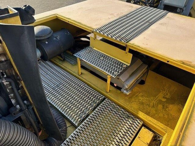 Schmidt CJS 914 Super, Kehrmaschine, Mercedes Motor - Veegwagen: afbeelding 3 Schmidt CJS 914 Super, Kehrmaschine, Mercedes Motor - Veegwagen: afbeelding 3