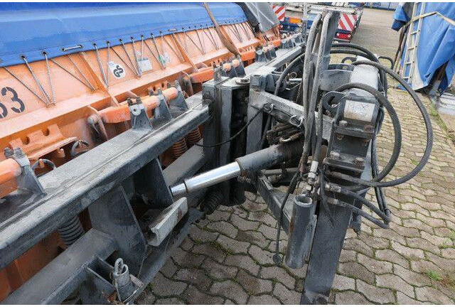 Schmidt MF 9.3 - Sneeuwschuif: afbeelding 2 Schmidt MF 9.3 - Sneeuwschuif: afbeelding 2