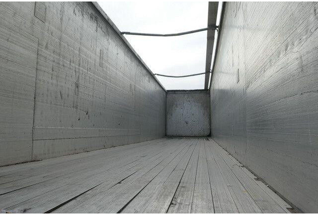 Stas S300ZX, 92m³, 10mm Boden, Funk, Wabco-Smartboard - Gesloten oplegger: afbeelding 4 Stas S300ZX, 92m³, 10mm Boden, Funk, Wabco-Smartboard - Gesloten oplegger: afbeelding 4