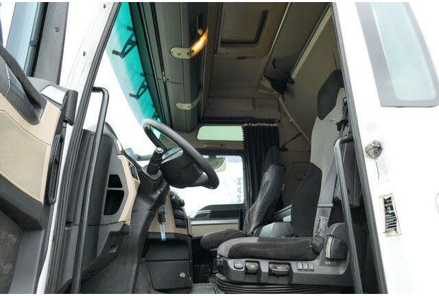 MAN 18.460 TGX XXL 4x2, Spoiler, Intarder, 2x Tank - Trekker: afbeelding 5 MAN 18.460 TGX XXL 4x2, Spoiler, Intarder, 2x Tank - Trekker: afbeelding 5