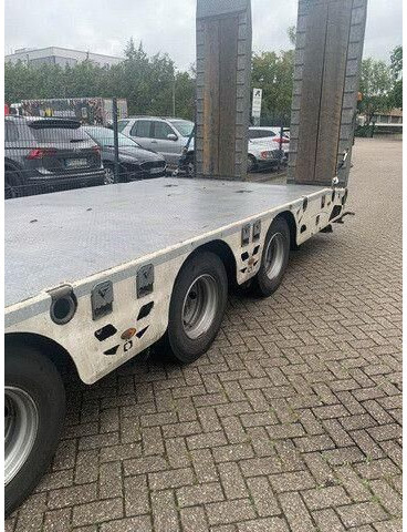 Vega 3-Achser, Hydr. Rampen, Verzinkt, Gelenkt - Dieplader oplegger: afbeelding 4 Vega 3-Achser, Hydr. Rampen, Verzinkt, Gelenkt - Dieplader oplegger: afbeelding 4