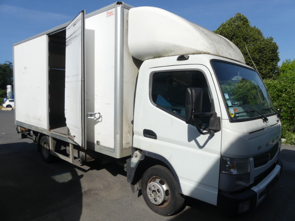 Camion Fourgon Mitsubishi Fuso Canter 3C13 (2013-72.543 km) - Bakwagen: afbeelding 4 Camion Fourgon Mitsubishi Fuso Canter 3C13 (2013-72.543 km) - Bakwagen: afbeelding 4