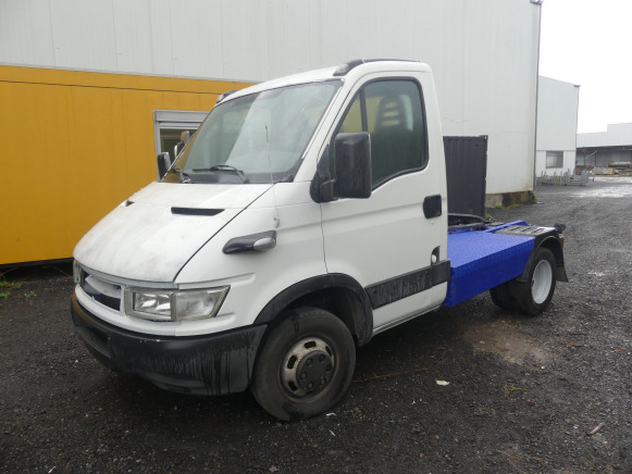 Camion pour tirer remorque Iveco 40C17T - BE trekker: afbeelding 1 Camion pour tirer remorque Iveco 40C17T - BE trekker: afbeelding 1