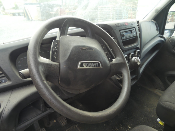 Gesloten bestelwagen Camionnette Iveco Daily (2016-134.234 km): afbeelding 6