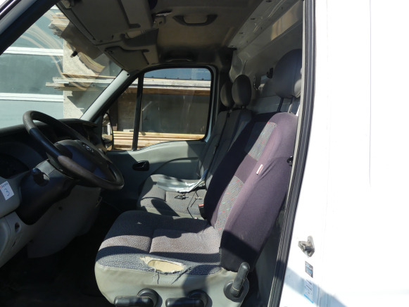 Camionnette Opel Movano (2009-184.104 km-VIN:VN1F9C2H640828605) - Personenwagen: afbeelding 5 Camionnette Opel Movano (2009-184.104 km-VIN:VN1F9C2H640828605) - Personenwagen: afbeelding 5