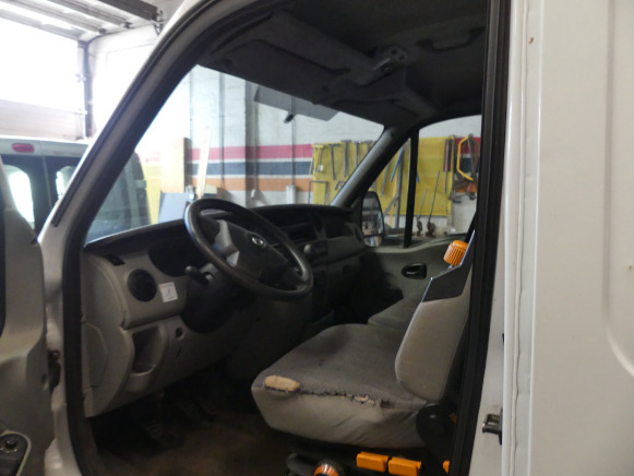 Camionnette Opel Movano (2009-197.082 km-VIN:VN1F9B1H640785254) - Personenwagen: afbeelding 5 Camionnette Opel Movano (2009-197.082 km-VIN:VN1F9B1H640785254) - Personenwagen: afbeelding 5