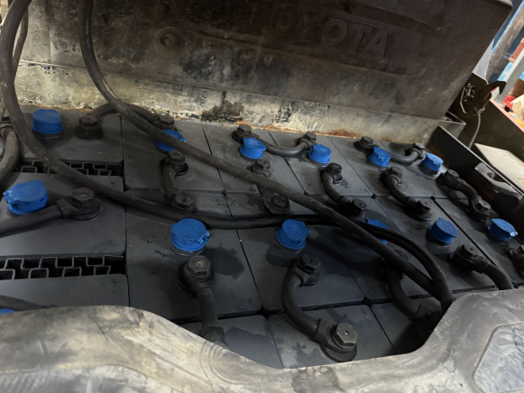 Chariot élévateur frontal électrique TOYOTA 02-7FD25 - Elektrische heftruck: afbeelding 4 Chariot élévateur frontal électrique TOYOTA 02-7FD25 - Elektrische heftruck: afbeelding 4