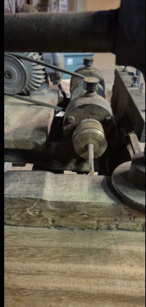 Mortaiseuse à mèche CH DEBELDER – machine ancienne motorisée, robuste - Houtbewerkingsmachine: afbeelding 5 Mortaiseuse à mèche CH DEBELDER – machine ancienne motorisée, robuste - Houtbewerkingsmachine: afbeelding 5