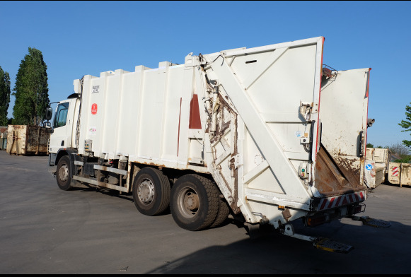 REF : 1 - Camion poubelle DAF CF75 - Vuilniswagen: afbeelding 3 REF : 1 - Camion poubelle DAF CF75 - Vuilniswagen: afbeelding 3