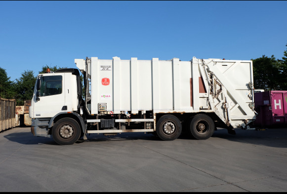 REF : 1 - Camion poubelle DAF CF75 - Vuilniswagen: afbeelding 2 REF : 1 - Camion poubelle DAF CF75 - Vuilniswagen: afbeelding 2