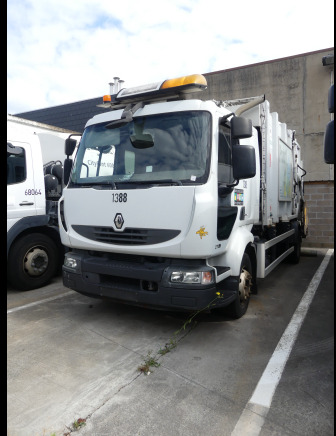 REF:1388 - Camion poubelle Renault Midlum 270DXI (2011-185.032 km) - Vuilniswagen: afbeelding 2 REF:1388 - Camion poubelle Renault Midlum 270DXI (2011-185.032 km) - Vuilniswagen: afbeelding 2