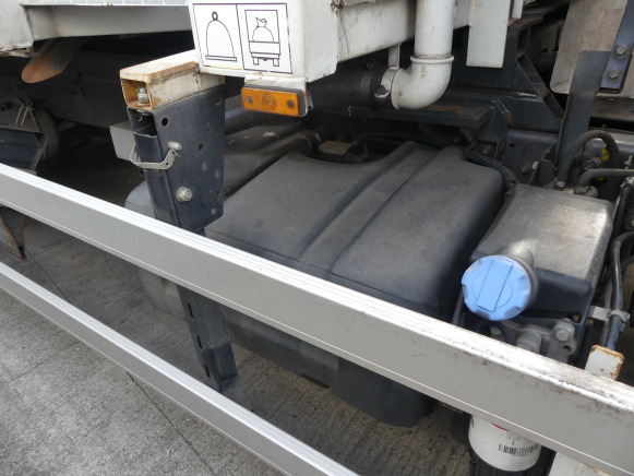REF:1388 - Camion poubelle Renault Midlum 270DXI (2011-185.032 km) - Vuilniswagen: afbeelding 5 REF:1388 - Camion poubelle Renault Midlum 270DXI (2011-185.032 km) - Vuilniswagen: afbeelding 5
