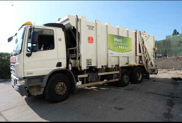 REF : 18 - Camion Poubelle DAF CF75 - Vuilniswagen: afbeelding 2 REF : 18 - Camion Poubelle DAF CF75 - Vuilniswagen: afbeelding 2