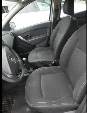 REF:19514 - Voiture Dacia Logan (2013-106.372 km) (VIN:UU14SDAG350005502) - Personenwagen: afbeelding 3 REF:19514 - Voiture Dacia Logan (2013-106.372 km) (VIN:UU14SDAG350005502) - Personenwagen: afbeelding 3