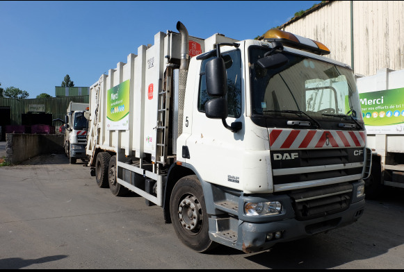 REF : 5 - Camion poubelle DAF CF75 - Vuilniswagen: afbeelding 1 REF : 5 - Camion poubelle DAF CF75 - Vuilniswagen: afbeelding 1
