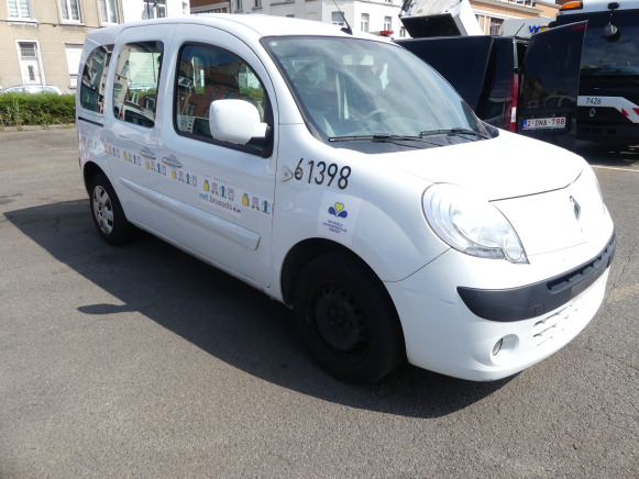 REF:61398 - Voiture Renault Kangoo 1.5 D (2011-67.929 km) - SUV: afbeelding 3 REF:61398 - Voiture Renault Kangoo 1.5 D (2011-67.929 km) - SUV: afbeelding 3