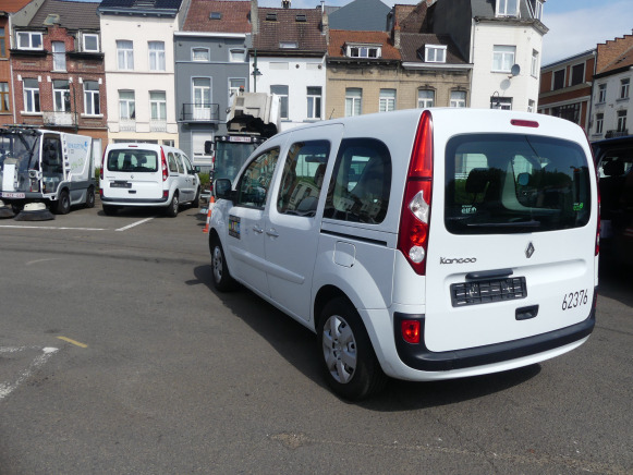 REF:62376 - Voiture Renault Kangoo 1.5 D (2011-42.514 km) - SUV: afbeelding 5 REF:62376 - Voiture Renault Kangoo 1.5 D (2011-42.514 km) - SUV: afbeelding 5