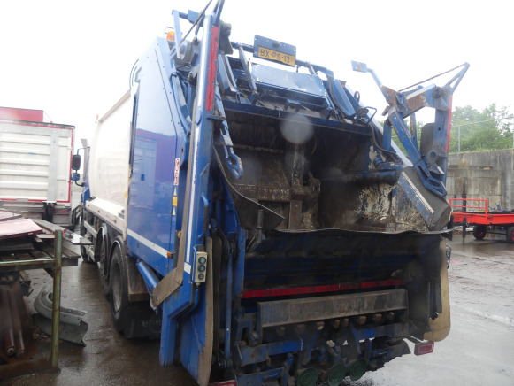 REF:BX-PS-13 - Camion poubelle DAF FAG CF 75 (2010-390.475 km) - Vuilniswagen: afbeelding 4 REF:BX-PS-13 - Camion poubelle DAF FAG CF 75 (2010-390.475 km) - Vuilniswagen: afbeelding 4