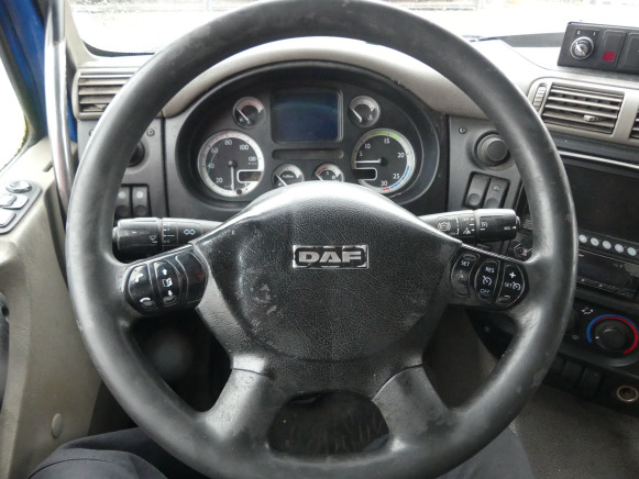 REF:BZ-NG-30 - Camion poubelle DAF FAG CF 75 (2011-465.671 km) - Vuilniswagen: afbeelding 5 REF:BZ-NG-30 - Camion poubelle DAF FAG CF 75 (2011-465.671 km) - Vuilniswagen: afbeelding 5