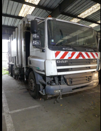 REF:C37 - Camion poubelle (pour pièces) DAF CF75.310 - Vuilniswagen: afbeelding 2 REF:C37 - Camion poubelle (pour pièces) DAF CF75.310 - Vuilniswagen: afbeelding 2