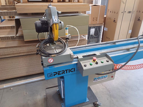 Scie à onglet double tête pour chassis Pertici Univer 332 IP - Houtbewerkingsmachine: afbeelding 3 Scie à onglet double tête pour chassis Pertici Univer 332 IP - Houtbewerkingsmachine: afbeelding 3