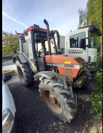 Tracteur Case International 4240XLA - Tractor: afbeelding 2 Tracteur Case International 4240XLA - Tractor: afbeelding 2