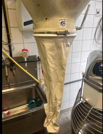 Trémie passeuse avec commande électrique Spiromatic Spido1 - Bakkerijmachine: afbeelding 3 Trémie passeuse avec commande électrique Spiromatic Spido1 - Bakkerijmachine: afbeelding 3