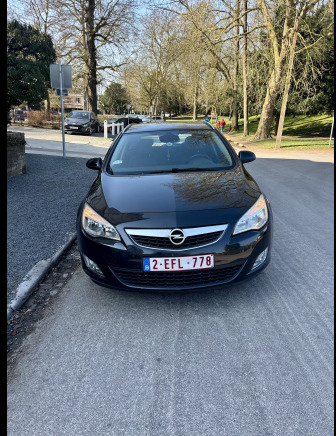 Voiture Opel Astra - Personenwagen: afbeelding 1 Voiture Opel Astra - Personenwagen: afbeelding 1