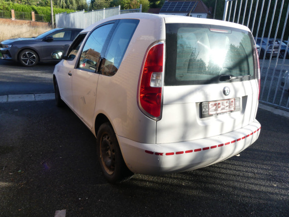 Voiture Skoda Roomster (2010-118.919 km) - Personenwagen: afbeelding 4 Voiture Skoda Roomster (2010-118.919 km) - Personenwagen: afbeelding 4