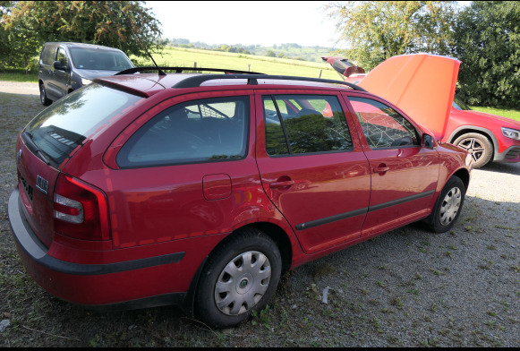 Voiture break Skoda - Stationwagen: afbeelding 3 Voiture break Skoda - Stationwagen: afbeelding 3