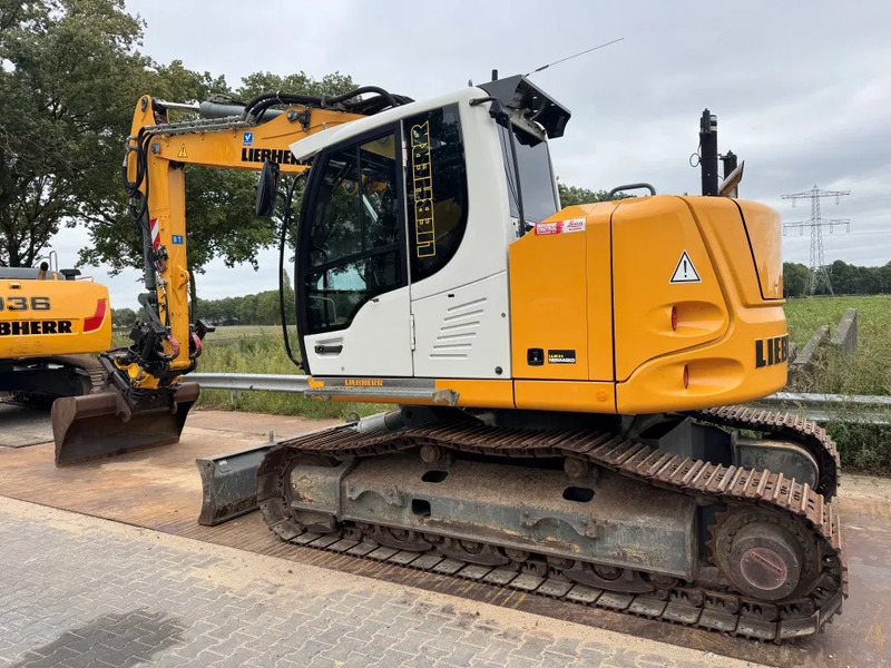 Liebherr R914 Compact 9400 uur Engcon Blad - Rupsgraafmachine: afbeelding 2 Liebherr R914 Compact 9400 uur Engcon Blad - Rupsgraafmachine: afbeelding 2